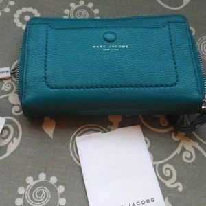 Marc Jacobs Wallet in teal color (Have tags not attached)